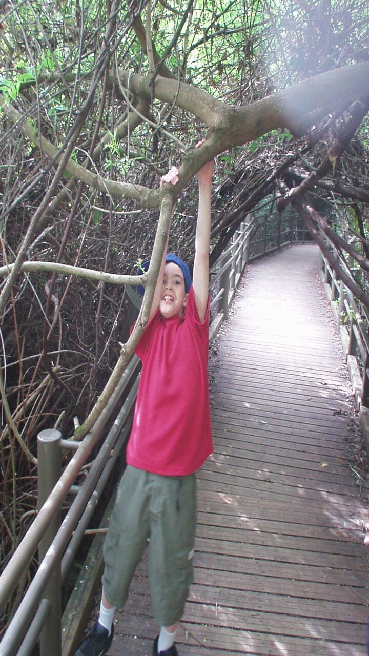 09032002_11.jpg